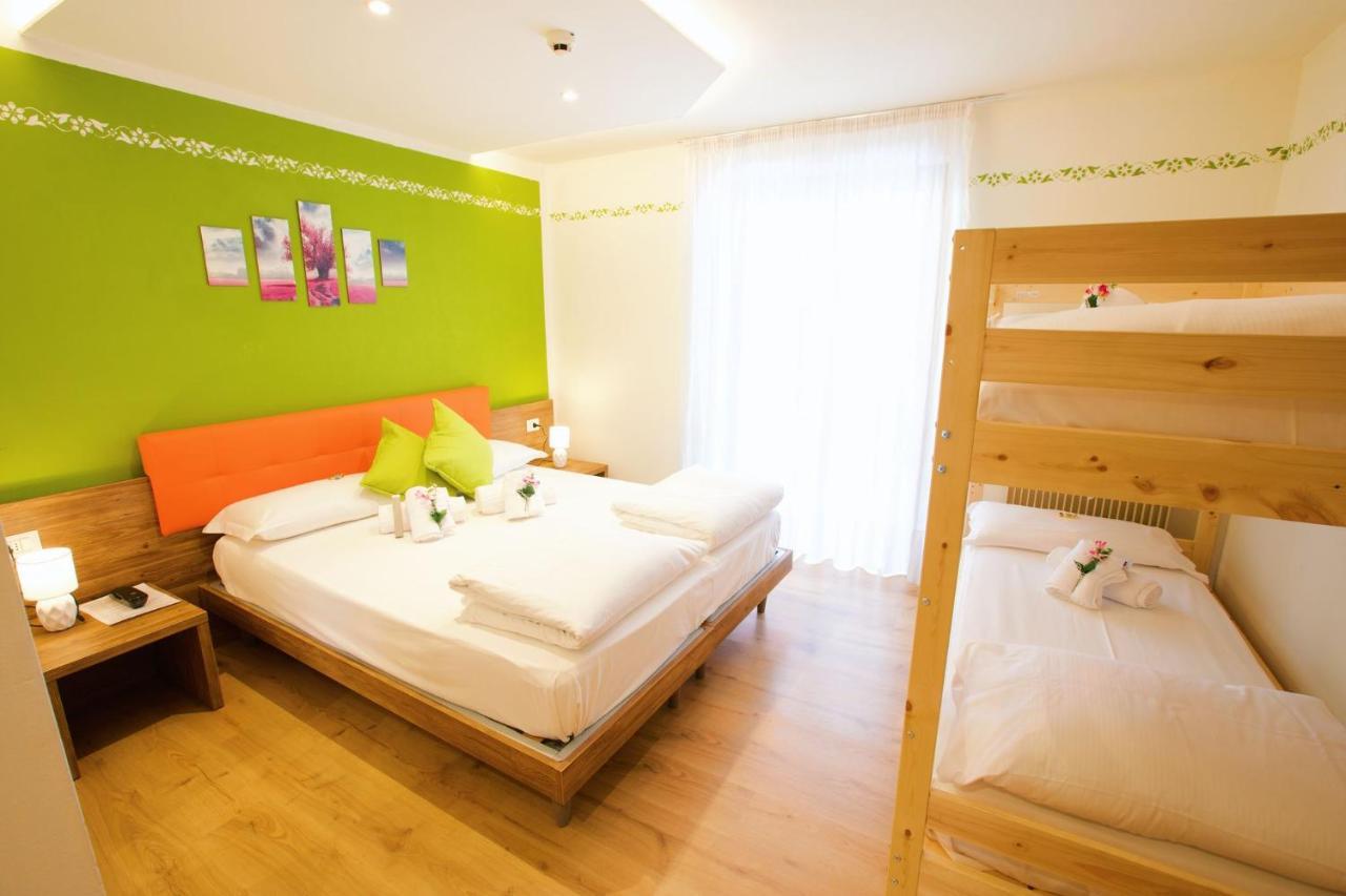 פאי דלה פאגאנלה Hotel & Residence Montana מראה חיצוני תמונה