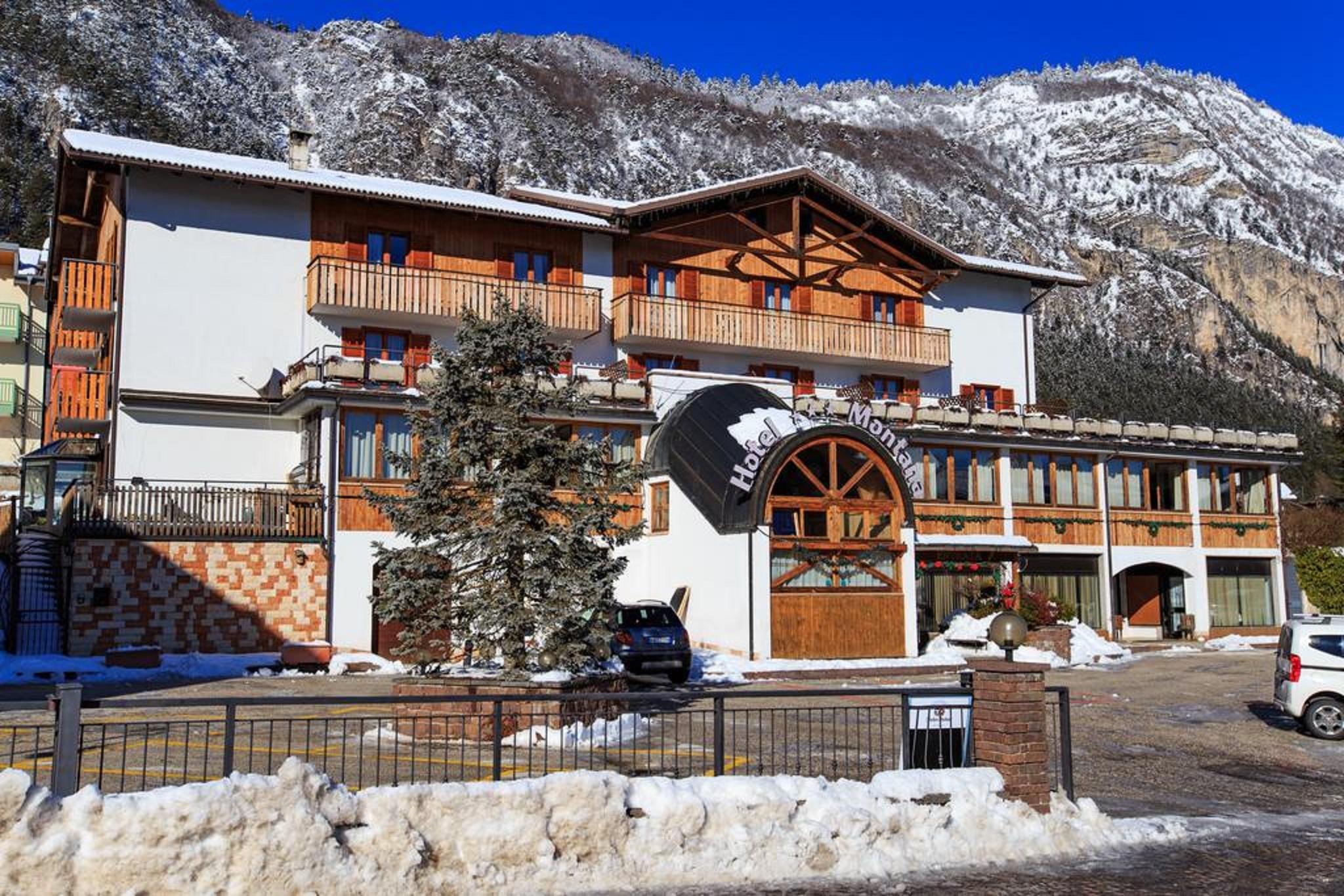 פאי דלה פאגאנלה Hotel & Residence Montana מראה חיצוני תמונה