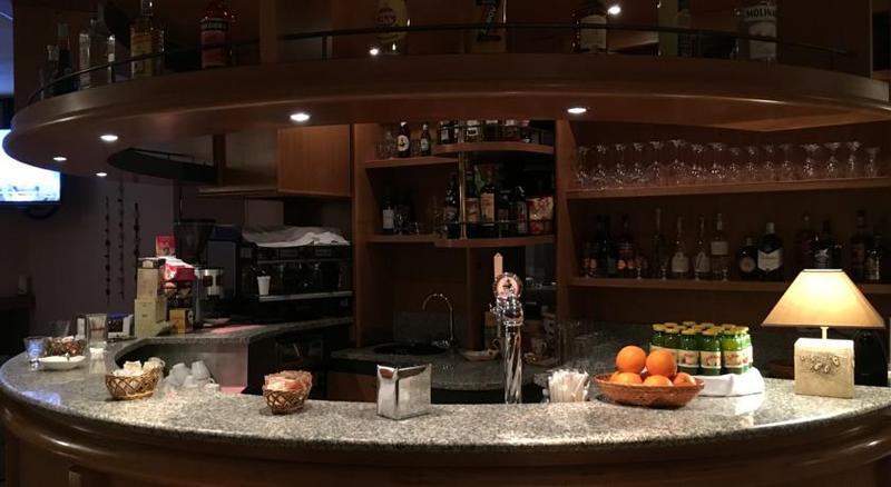 פאי דלה פאגאנלה Hotel & Residence Montana מראה חיצוני תמונה