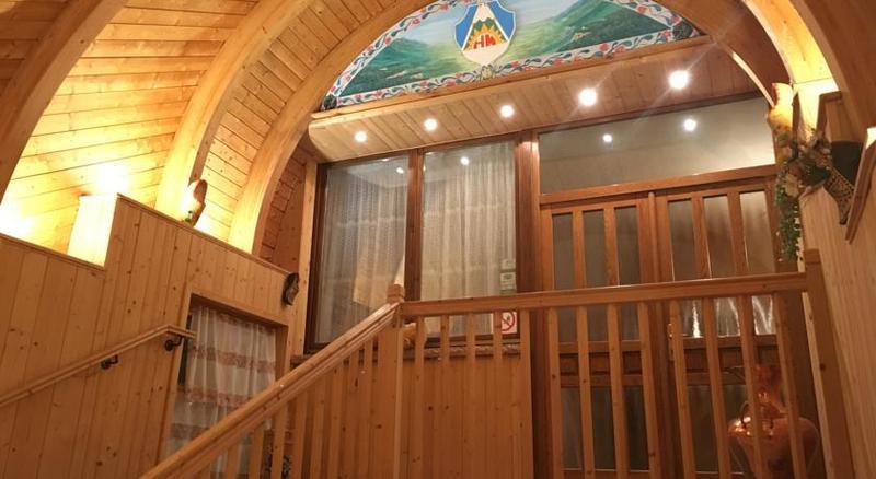 פאי דלה פאגאנלה Hotel & Residence Montana מראה חיצוני תמונה