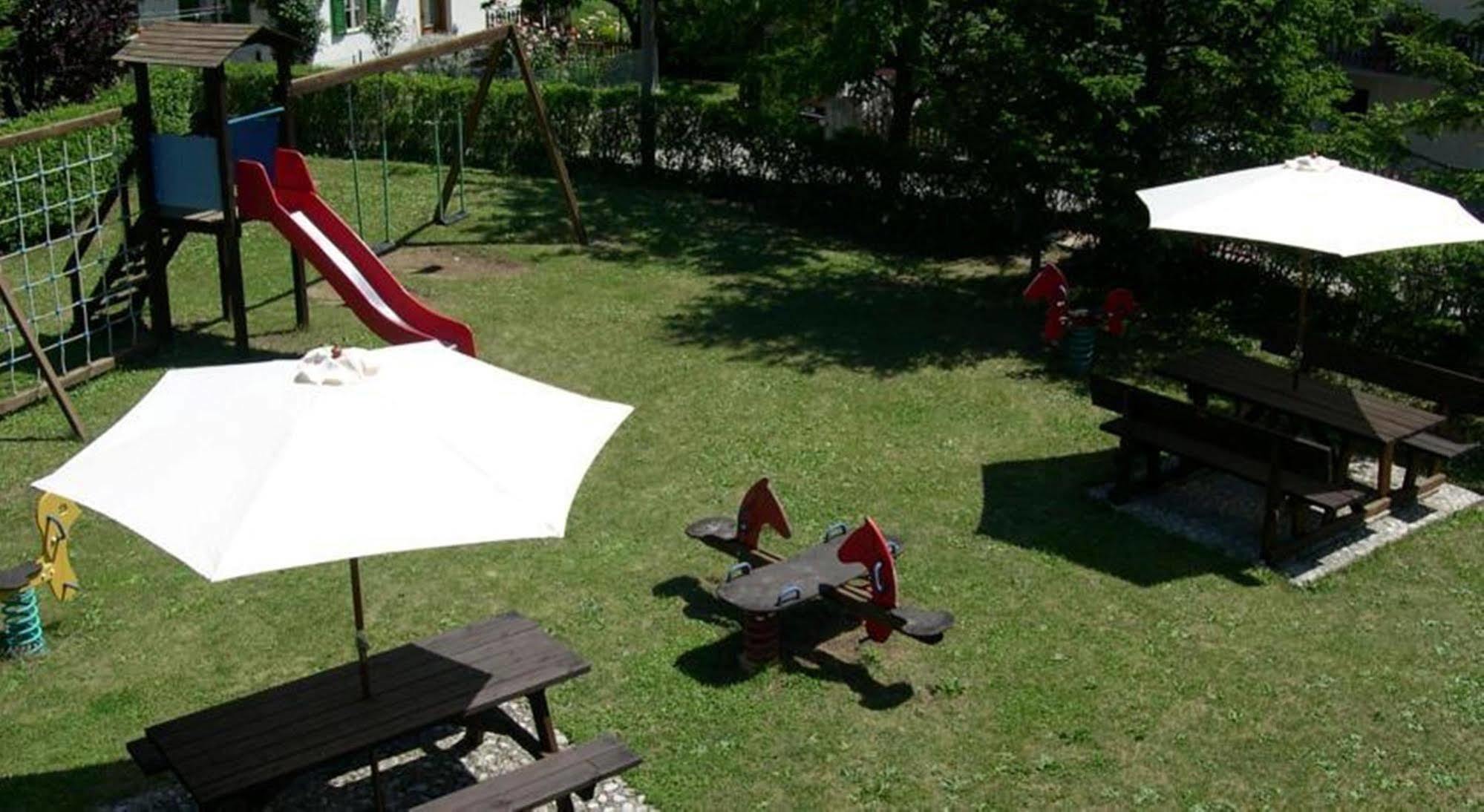 פאי דלה פאגאנלה Hotel & Residence Montana מראה חיצוני תמונה